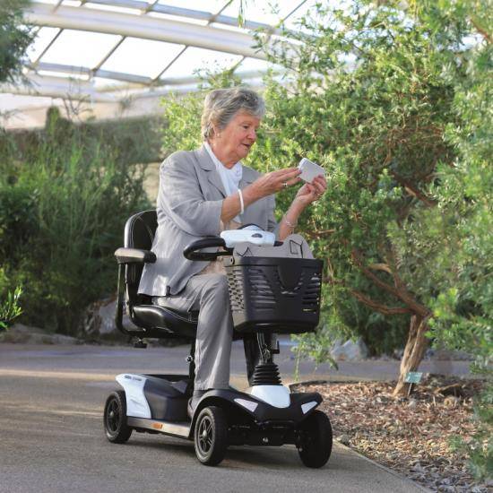 Achat de scooter électrique Colibri Invacare pour sénior à Fécamp en Seine-Maritime